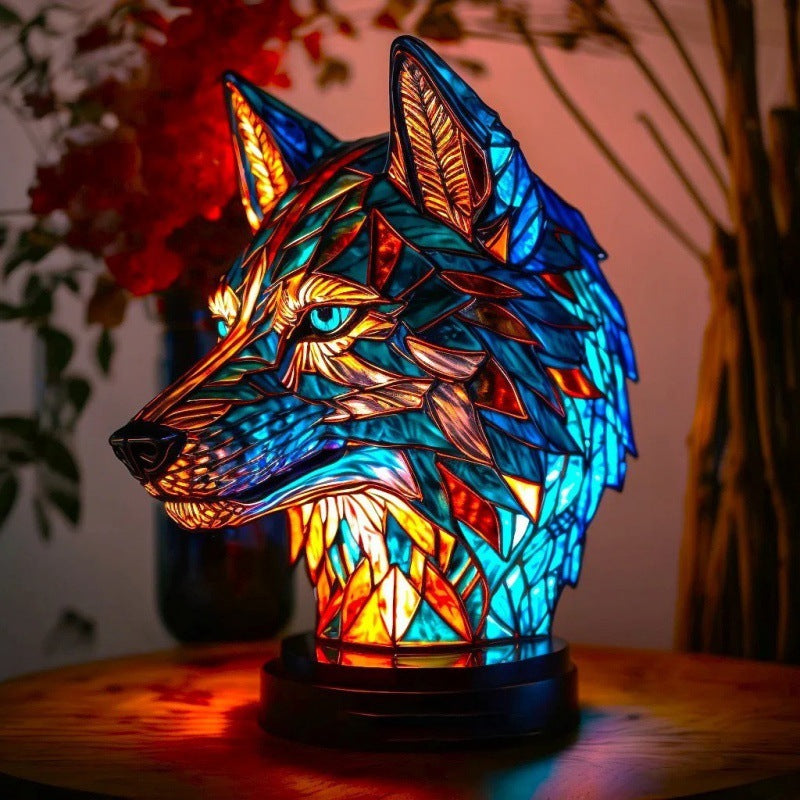 3D animal desk lamp featuring wolf design