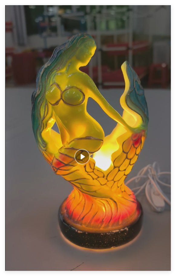 3D animal desk lamp illuminating living room