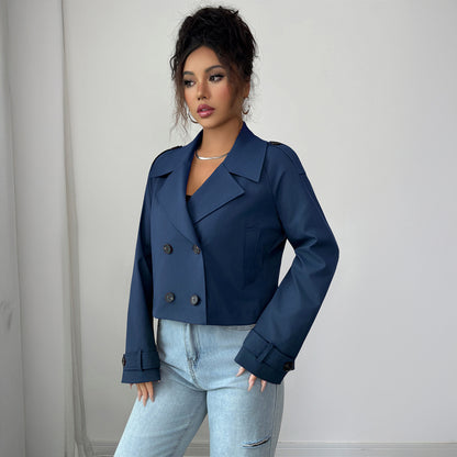 casual minimalist long sleeve jacket for women paired with jeans